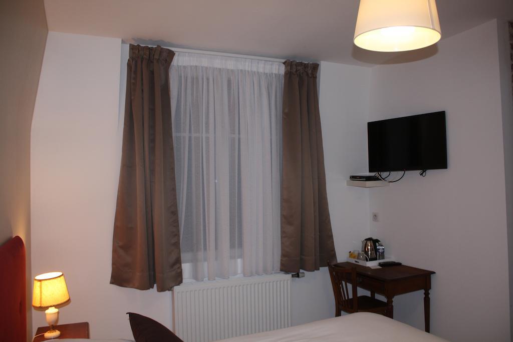 Chambres D'Hotes Noir Lion Péronne Oda fotoğraf